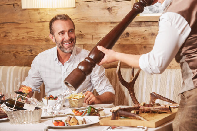 andreas mittermair model hotel saalbach tourismus